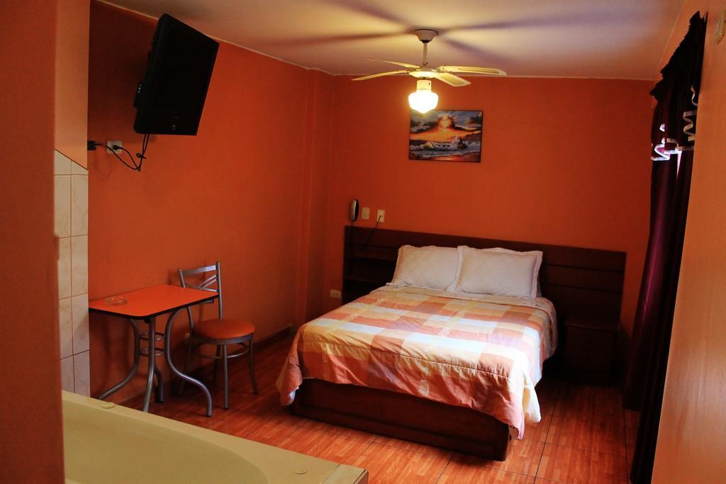 Hotel El Principe Лима Стая снимка